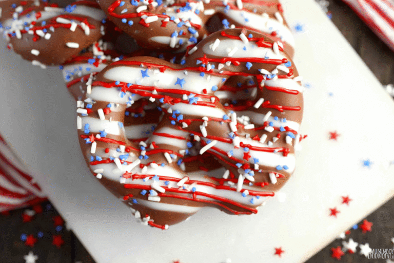 4th of July Chocolate Covered Pretzels